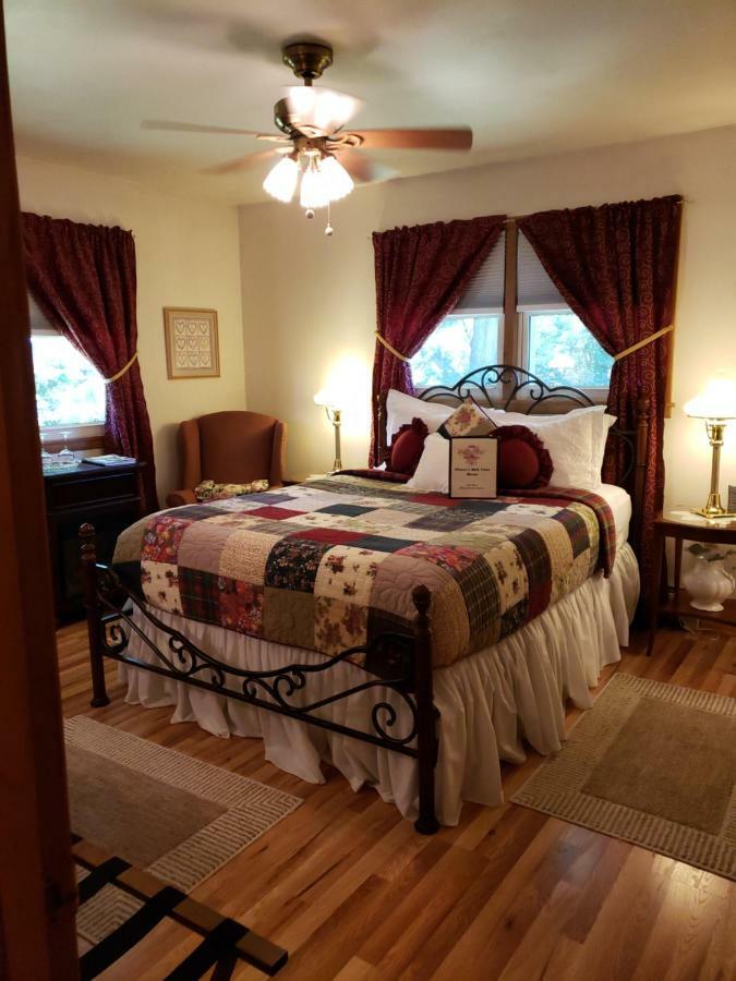 Oak Hill Bed And Breakfast Wisconsin Dells Dış mekan fotoğraf